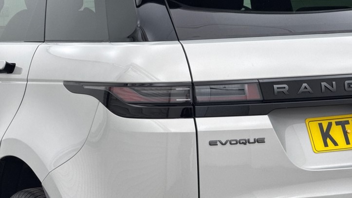 2024 (74) LAND ROVER RANGE ROVER EVOQUE 2.0 D200 Dynamic HSE 5dr Auto 5743012