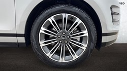2024 (74) LAND ROVER RANGE ROVER EVOQUE 2.0 D200 Dynamic HSE 5dr Auto 5743001