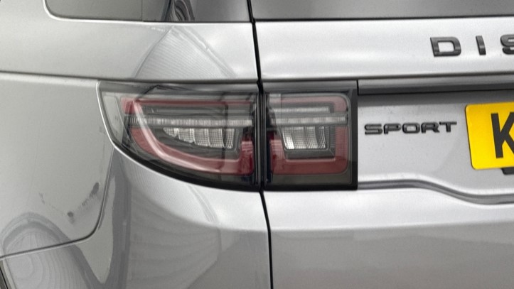 2024 (24) LAND ROVER DISCOVERY SPORT 2.0 D200 Dynamic HSE 5dr Auto [7 Seat] 5743091