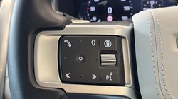 2024 (74) LAND ROVER DISCOVERY 3.0 D350 Dynamic HSE 5dr Auto 5748222
