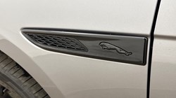 2024 (24) JAGUAR F-PACE 2.0 D200 R-Dynamic HSE Black 5dr Auto AWD 5742844