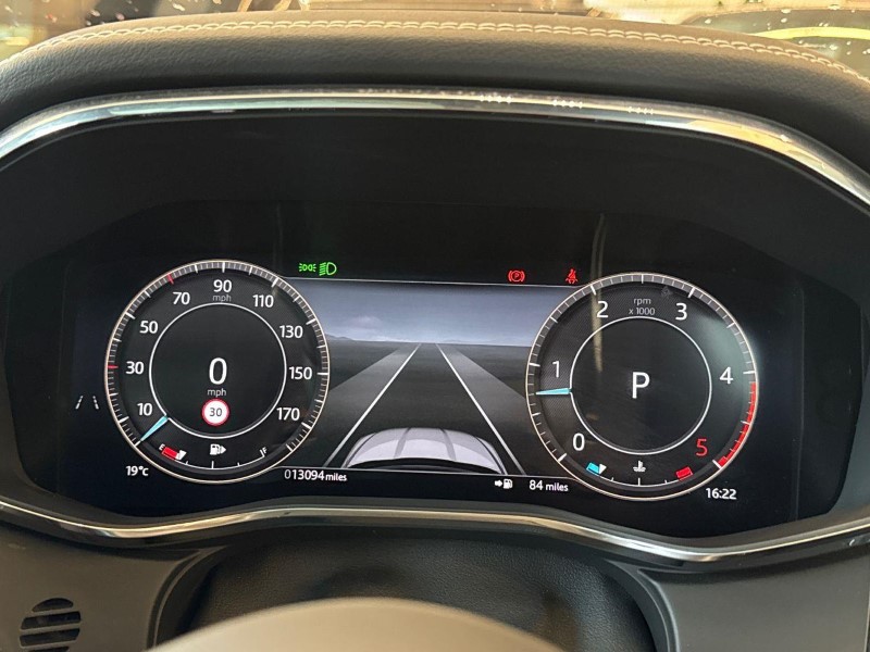 2024 (24) JAGUAR F-PACE 2.0 D200 R-Dynamic HSE Black 5dr Auto AWD 5762874