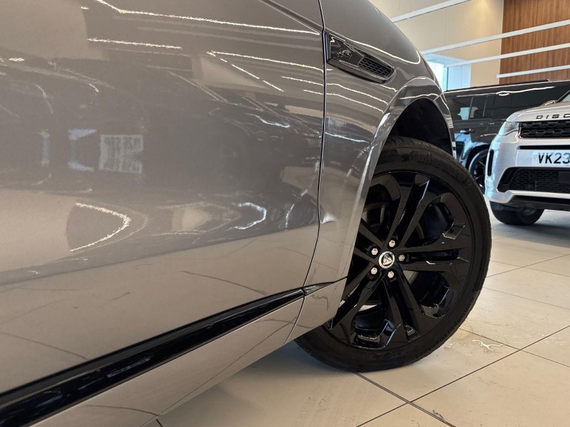 2024 (24) JAGUAR F-PACE 2.0 D200 R-Dynamic HSE Black 5dr Auto AWD 5762911