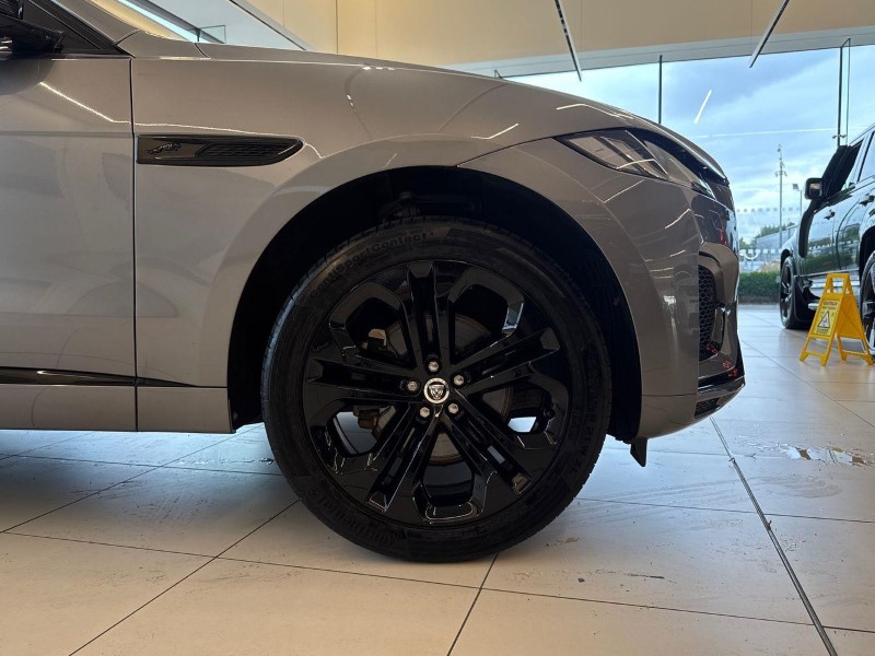 2024 (24) JAGUAR F-PACE 2.0 D200 R-Dynamic HSE Black 5dr Auto AWD 5762866