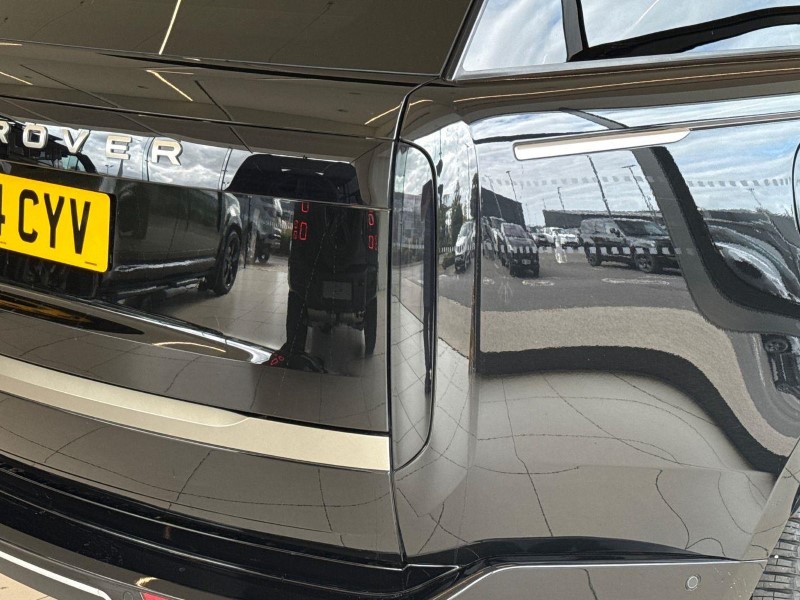 2024 (24) LAND ROVER RANGE ROVER 3.0 D300 HSE 4dr Auto 5748003