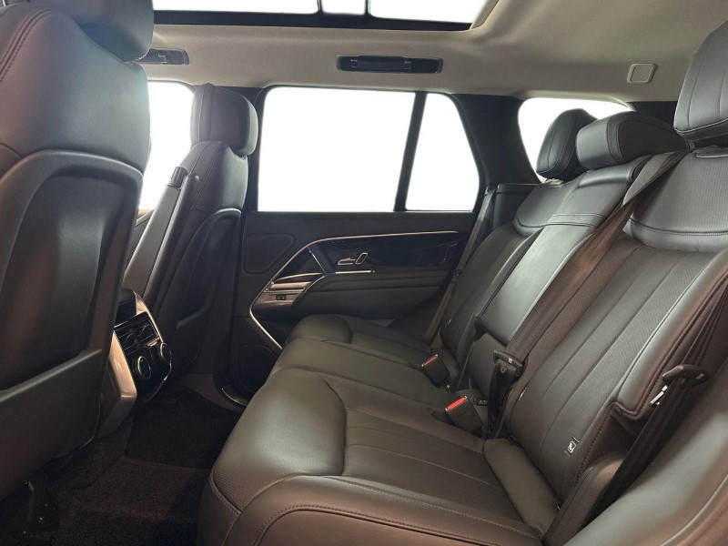 2024 (24) LAND ROVER RANGE ROVER 3.0 D300 HSE 4dr Auto 5747960