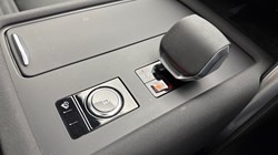 2025 (25) LAND ROVER DISCOVERY 3.0 D350 Dynamic HSE 5dr Auto 5743045