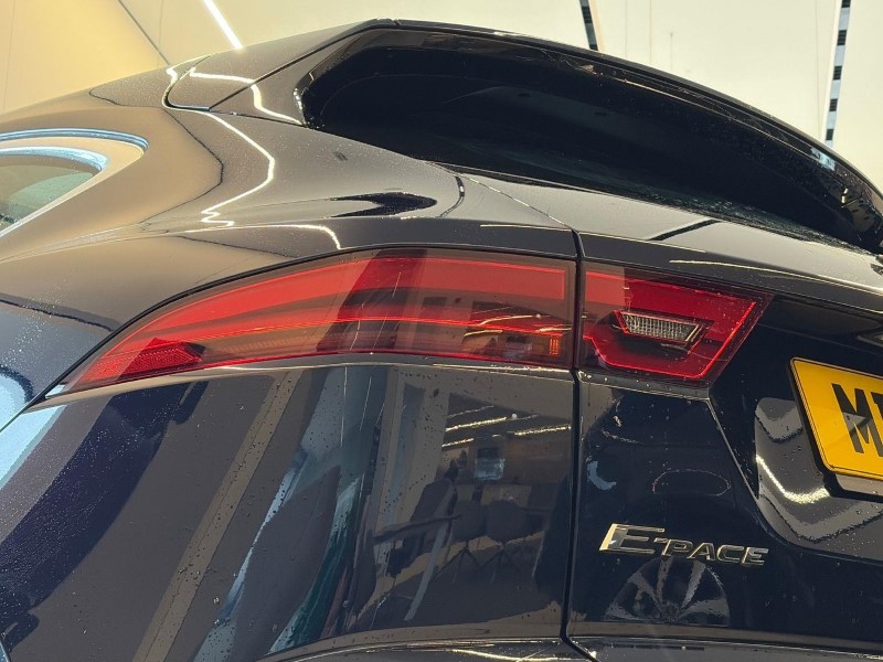 2023 (23) JAGUAR E-PACE 2.0 D200 R-Dynamic S 5dr Auto 5762233