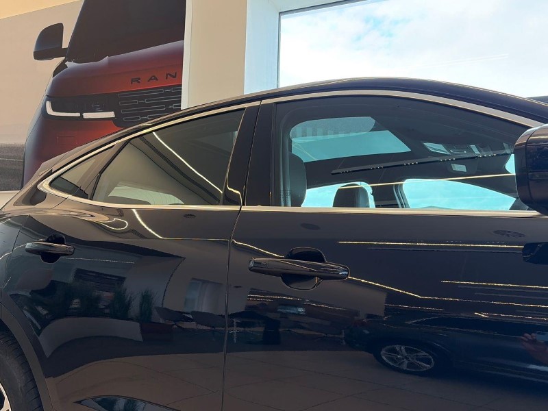 2023 (23) JAGUAR E-PACE 2.0 D200 R-Dynamic S 5dr Auto 5762267