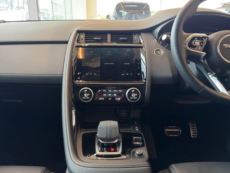 2023 (23) JAGUAR E-PACE 2.0 D200 R-Dynamic S 5dr Auto 5762228