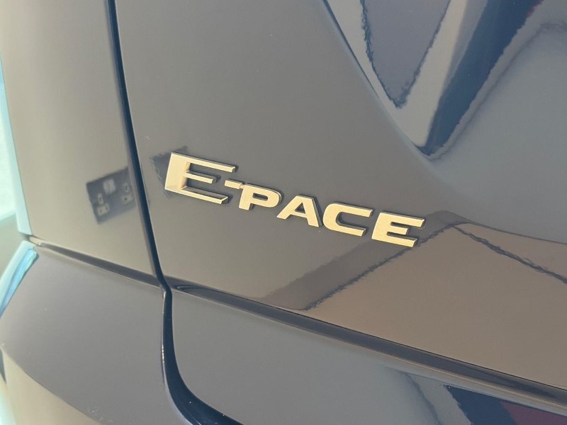 2023 (23) JAGUAR E-PACE 2.0 D200 R-Dynamic S 5dr Auto 5762262