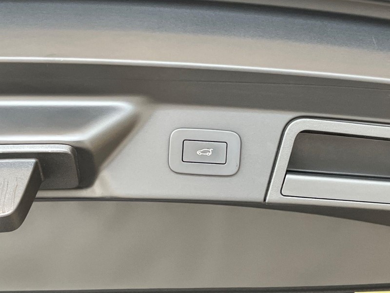 2025 (74) LAND ROVER RANGE ROVER VELAR 3.0 D300 MHEV Dynamic HSE 5dr Auto 5773160