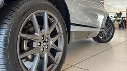 2025 (74) LAND ROVER RANGE ROVER VELAR 3.0 D300 MHEV Dynamic HSE 5dr Auto 5773168