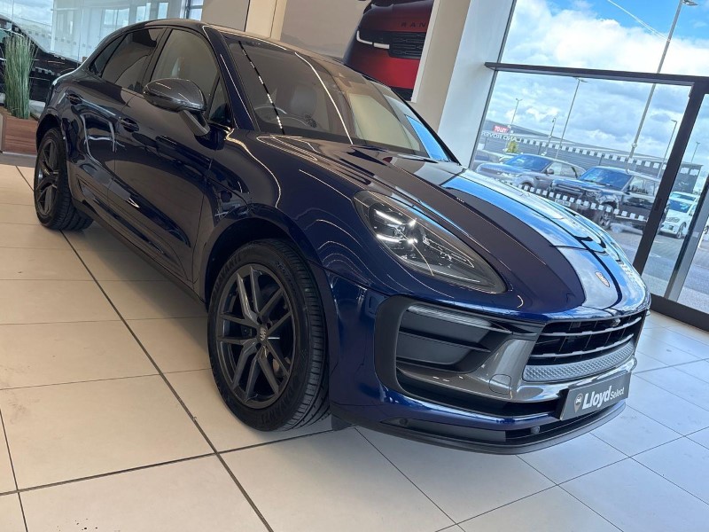 2023 (23) PORSCHE MACAN T 5dr PDK 5746354