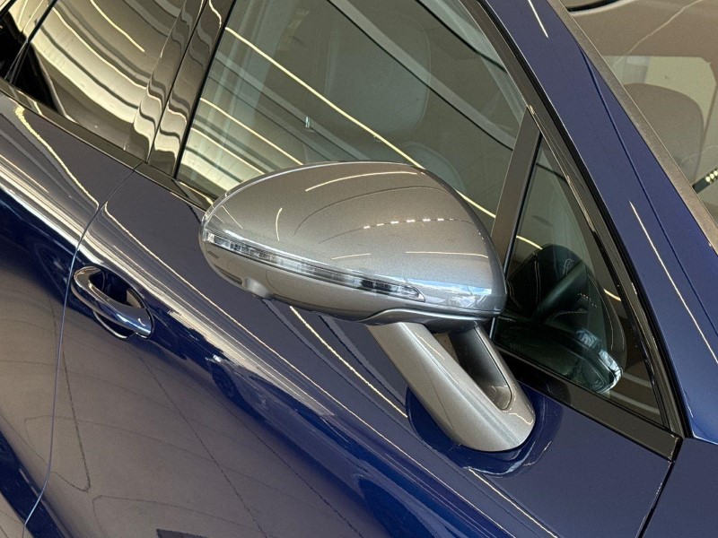 2023 (23) PORSCHE MACAN T 5dr PDK 5746350