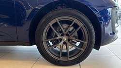 2023 (23) PORSCHE MACAN T 5dr PDK 5746310