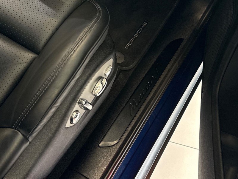 2023 (23) PORSCHE MACAN T 5dr PDK 5746339