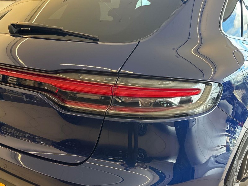 2023 (23) PORSCHE MACAN T 5dr PDK 5746347