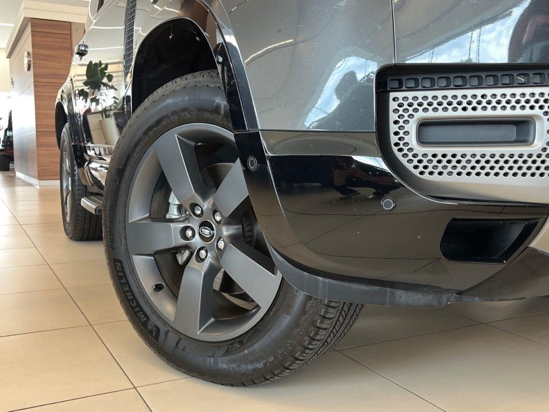 2025 (25) LAND ROVER DEFENDER 3.0 D250 X-Dynamic SE 90 3dr Auto 5804728