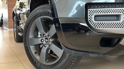 2025 (25) LAND ROVER DEFENDER 3.0 D250 X-Dynamic SE 90 3dr Auto 5804728