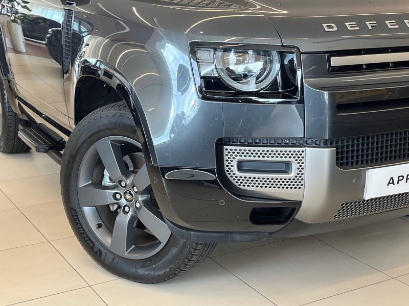 2025 (25) LAND ROVER DEFENDER 3.0 D250 X-Dynamic SE 90 3dr Auto 5804726