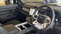 2025 (25) LAND ROVER DEFENDER 3.0 D250 X-Dynamic SE 90 3dr Auto 5804736