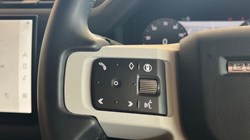 2025 (25) LAND ROVER DEFENDER 3.0 D250 X-Dynamic SE 90 3dr Auto 5804710