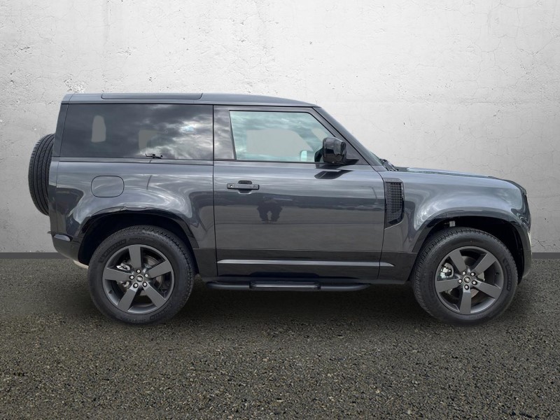 2025 (25) LAND ROVER DEFENDER 3.0 D250 X-Dynamic SE 90 3dr Auto 5804688