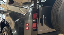 2025 (25) LAND ROVER DEFENDER 3.0 D250 X-Dynamic SE 90 3dr Auto 5804731