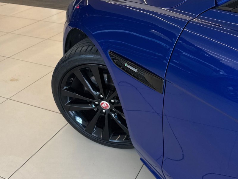 2018 (68) JAGUAR XE 2.0d [180] R-Sport 4dr Auto 5751035