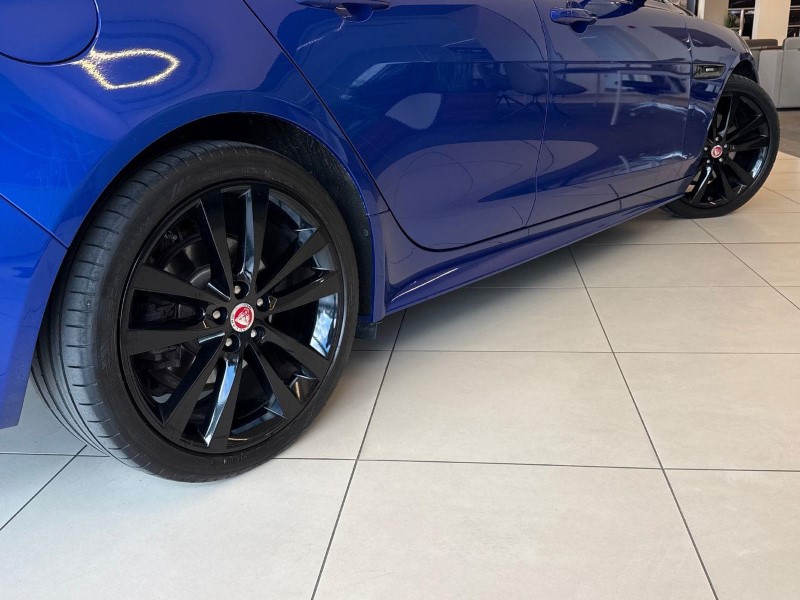 2018 (68) JAGUAR XE 2.0d [180] R-Sport 4dr Auto 5751059