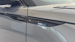 2023 (23) LAND ROVER RANGE ROVER VELAR 2.0 D200 MHEV Dynamic SE 5dr Auto 5766311