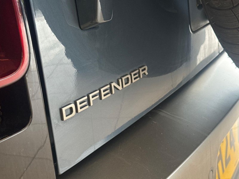 2024 (24) LAND ROVER DEFENDER 3.0 D250 X-Dynamic HSE 90 3dr Auto 5770918