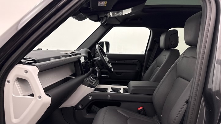 2025 (25) LAND ROVER DEFENDER 3.0 D350 X-Dynamic HSE 110 5dr Auto [7 Seat] 5743745