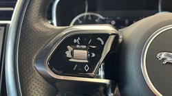 2022 (72) JAGUAR F-PACE 2.0 D200 R-Dynamic S 5dr Auto AWD 5765316