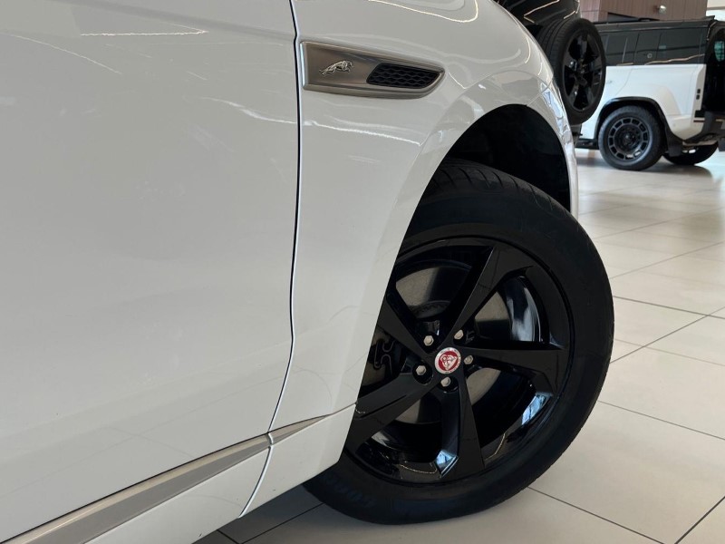 2022 (72) JAGUAR F-PACE 2.0 D200 R-Dynamic S 5dr Auto AWD 5765334
