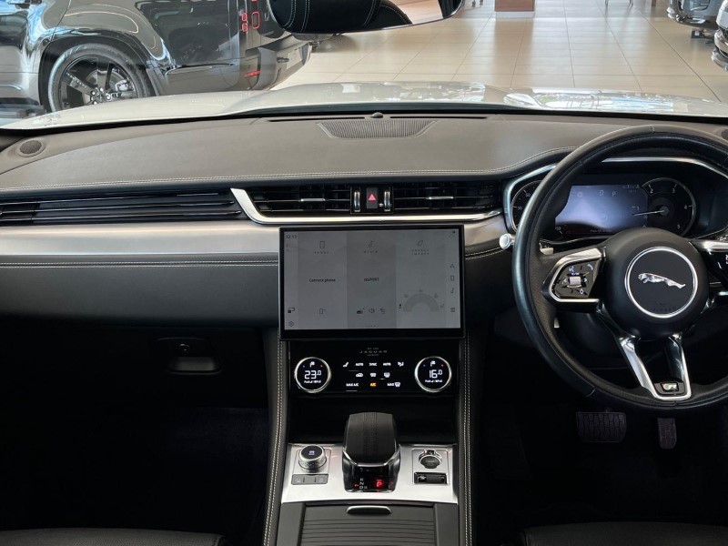 2022 (72) JAGUAR F-PACE 2.0 D200 R-Dynamic S 5dr Auto AWD 5765303