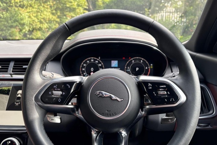 2024 (74) JAGUAR E-PACE 2.0 D200 R-Dynamic S 5dr Auto 5640408