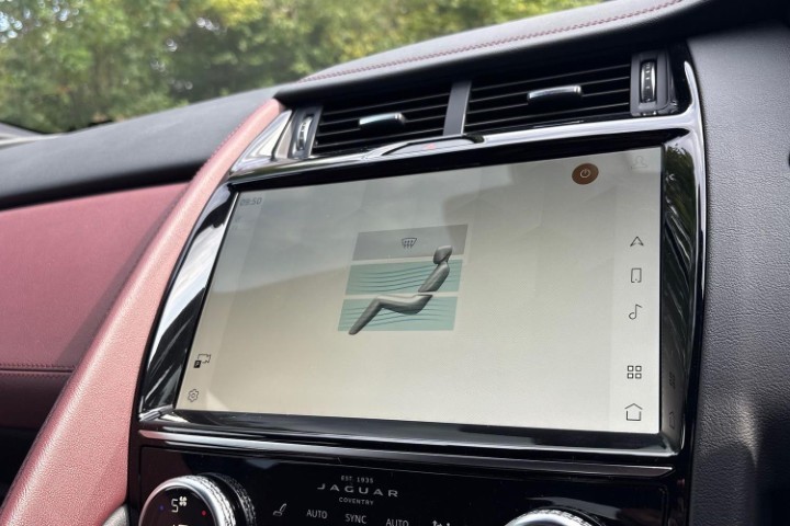 2024 (74) JAGUAR E-PACE 2.0 D200 R-Dynamic S 5dr Auto 5640415