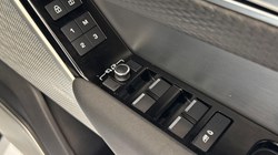 2022 (22) LAND ROVER RANGE ROVER VELAR 2.0 D200 Edition 5dr Auto 5765972