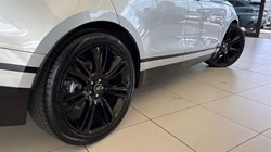 2022 (22) LAND ROVER RANGE ROVER VELAR 2.0 D200 Edition 5dr Auto 5765996
