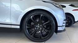 2022 (22) LAND ROVER RANGE ROVER VELAR 2.0 D200 Edition 5dr Auto 5765957