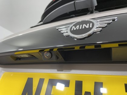  MINI HATCHBACK 2.0 Cooper S Exclusive Premium Plus 3dr Auto