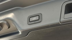 2020 (70) LAND ROVER RANGE ROVER EVOQUE 1.5 P300e R-Dynamic HSE 5dr Auto 5771192