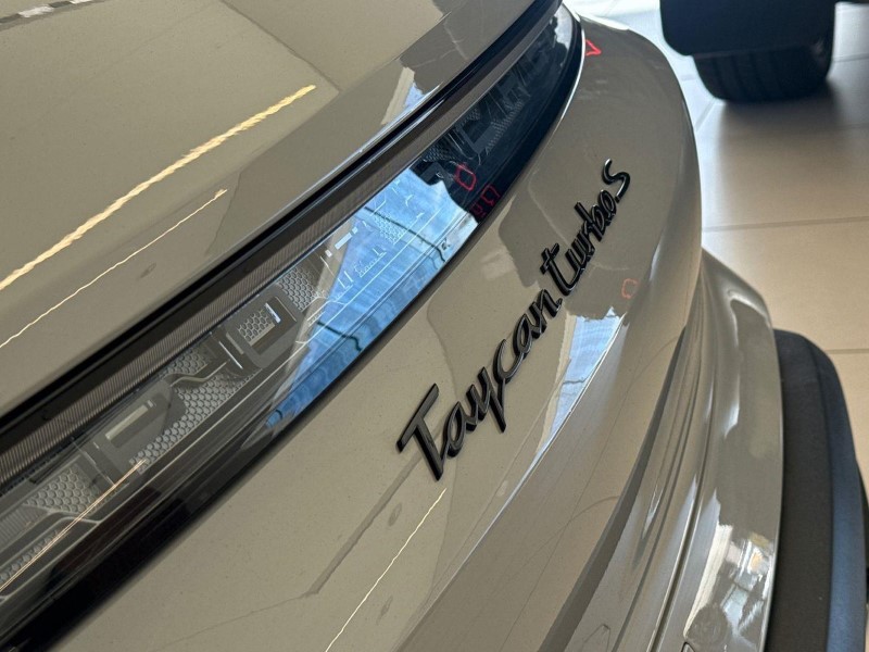 2023 (73) PORSCHE TAYCAN 560kW Turbo S 93kWh 5dr Auto 5765741