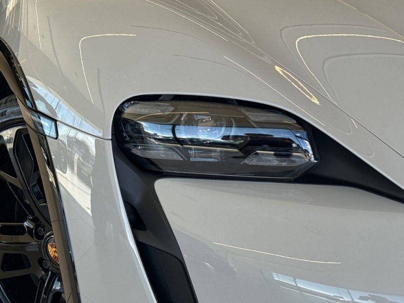 2023 (73) PORSCHE TAYCAN 560kW Turbo S 93kWh 5dr Auto 5765714