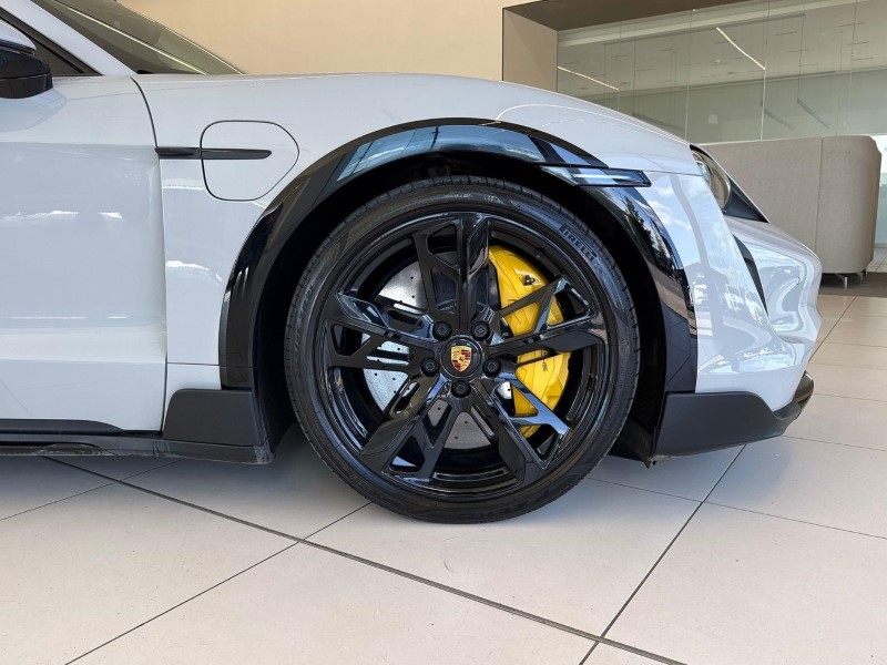 2023 (73) PORSCHE TAYCAN 560kW Turbo S 93kWh 5dr Auto 5765705
