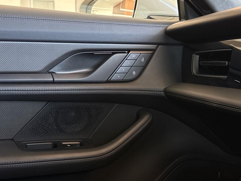 2023 (73) PORSCHE TAYCAN 560kW Turbo S 93kWh 5dr Auto 5765751