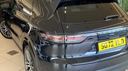 2022 (72) PORSCHE CAYENNE E-Hybrid Platinum Edition 5dr Tiptronic S 5755301