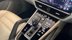 2022 (72) PORSCHE CAYENNE E-Hybrid Platinum Edition 5dr Tiptronic S 5755266